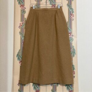 Vintage Burberry’s Wool Skirt, Classic, Preppy Camel Color Knee Length Skirt